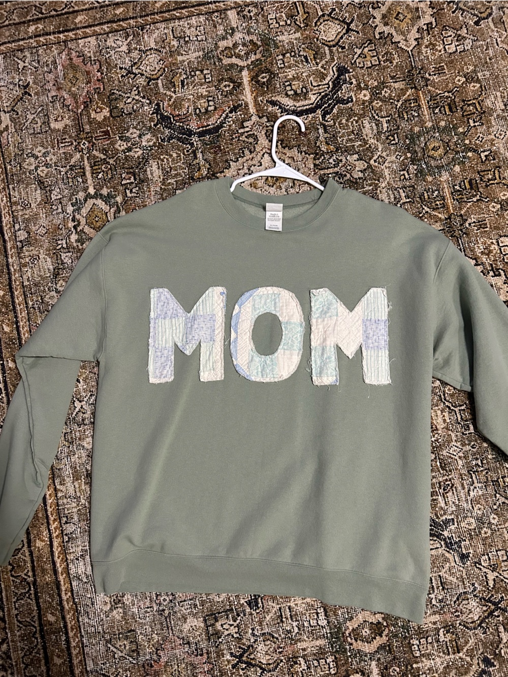 Hanes quilted “mom” crewneck sweatshirt.
